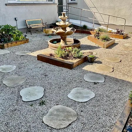 ゲストハウス Dominics ウィックロー